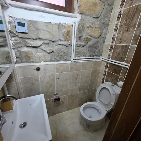 シャレー Uludag & Sirin Soğukpınar