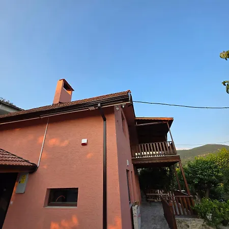 シャレー Uludag & Sirin Soğukpınar